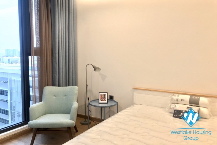 A high-end 1 bedroom apartment for rent in Vinhomes Metropolis, Ba Dinh